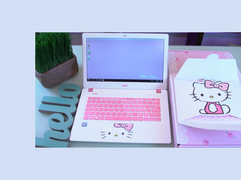 Hello Kitty Acer laptop - Media image