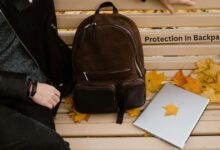 protecting laptop in backpack - featured image