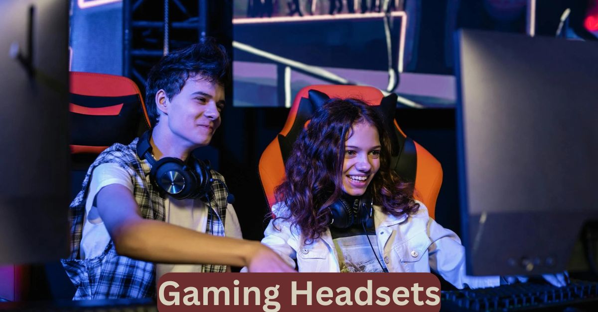 gaming headsets compatible with laptops - played by a girl and boy - featured image